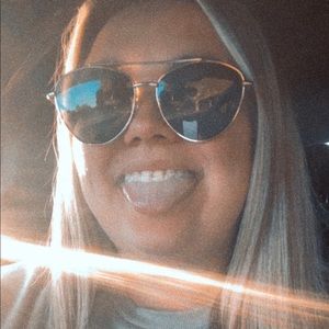 Meet your Posher, Hunter